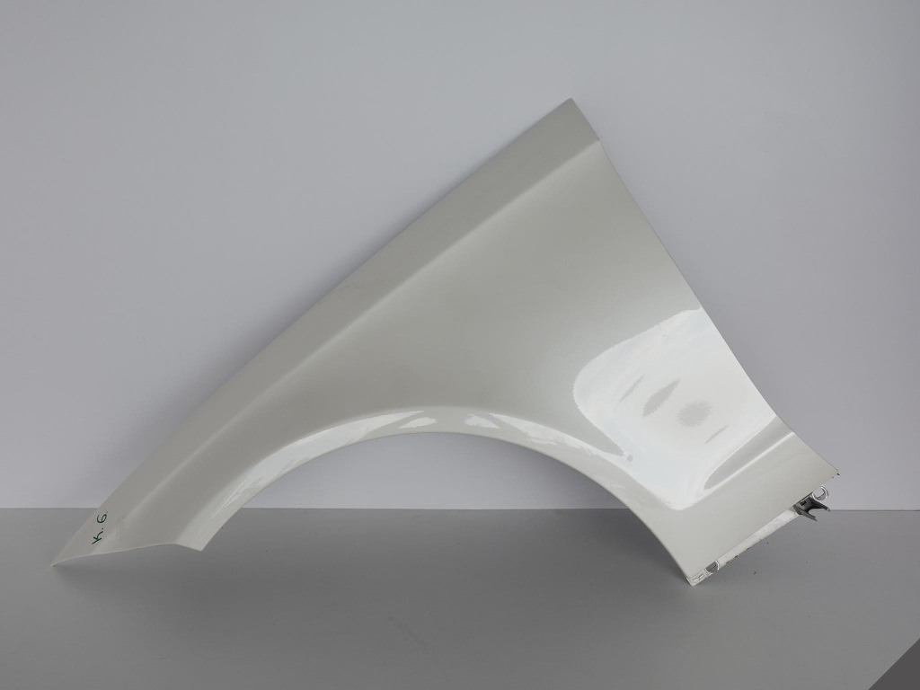 фото №1, Mercedes cls c218 x218 10-18 крыло левый 9799