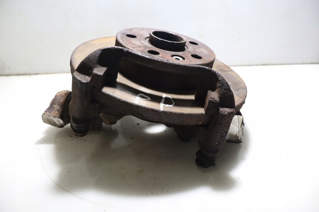 фото №1, Поворотний кулак ступиця правий перед transporter t4