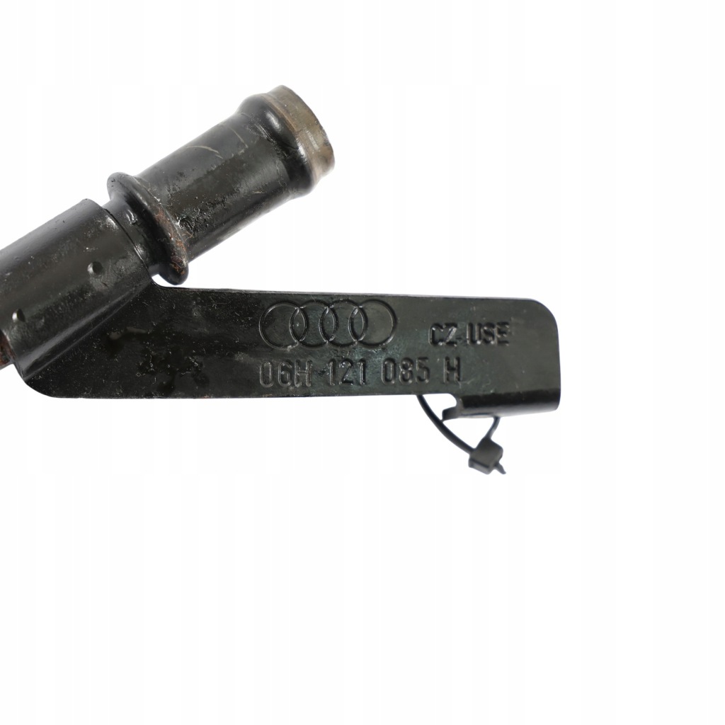 Audi a5 8t 2.0 tfsi пабтрубок  воды радиатора шланг жидкость охлаждающий 06h121085h Оригинал