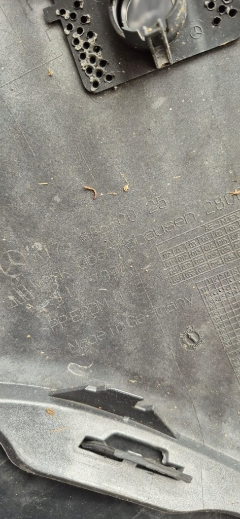 фото №10, Mercedes a klasa w176 12- бампер перед передній pdc