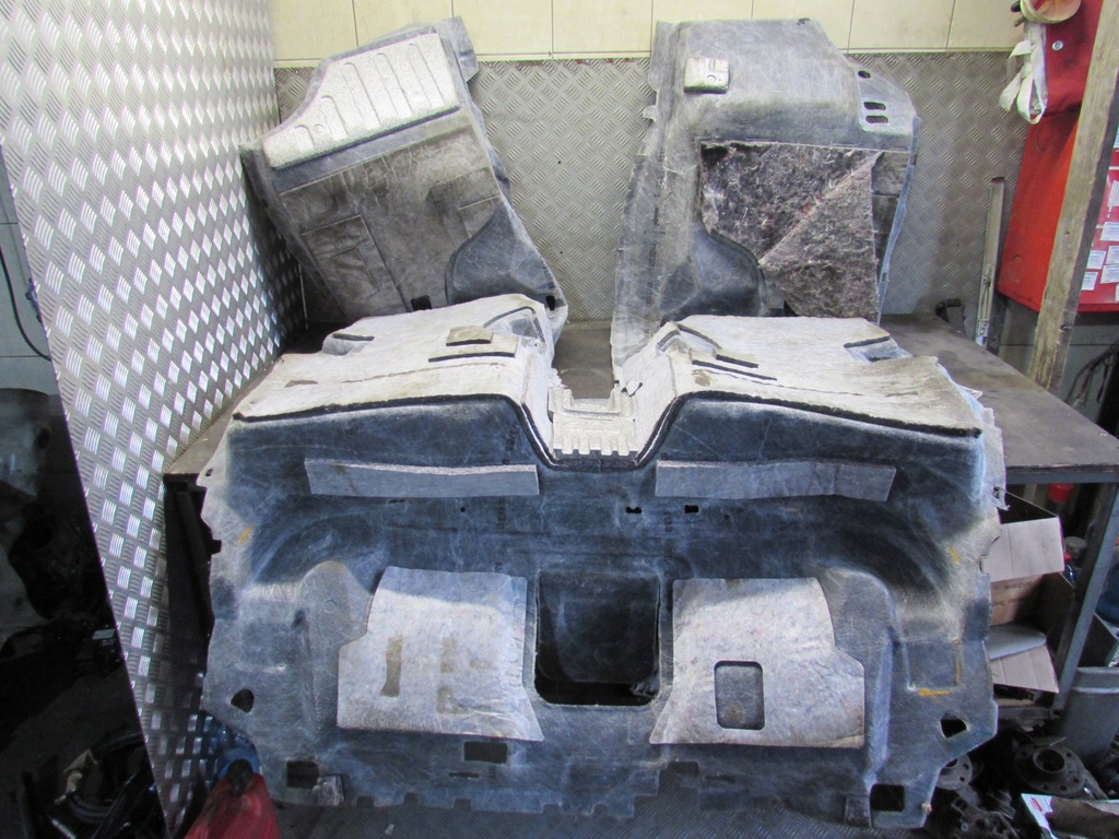 фото №9, Обшивка підлога kia ceed 06-10r kombi