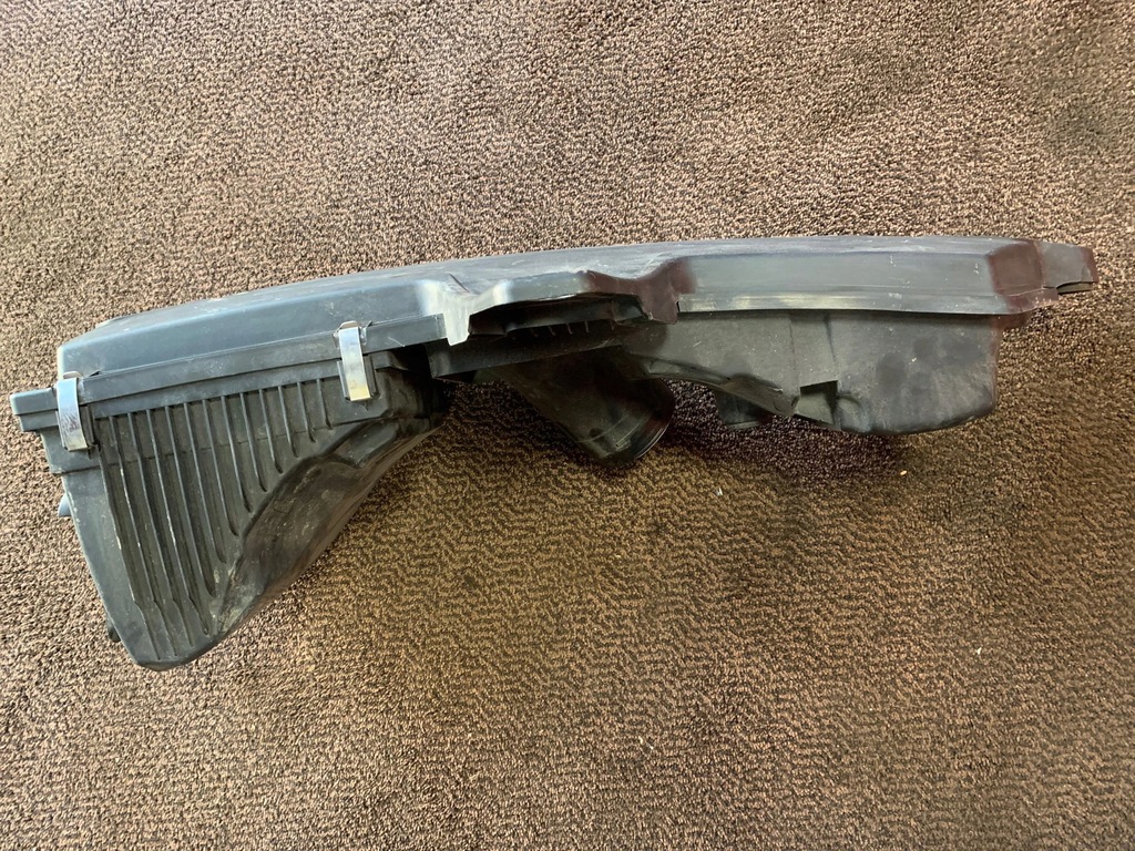 фото №5, Корпус фильтра воздуха bmw 3 gt f34 70517074