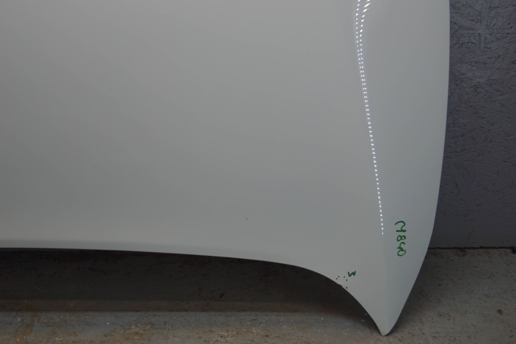 Opel astra j v gtc капот крышка двигателя m840 в Украине