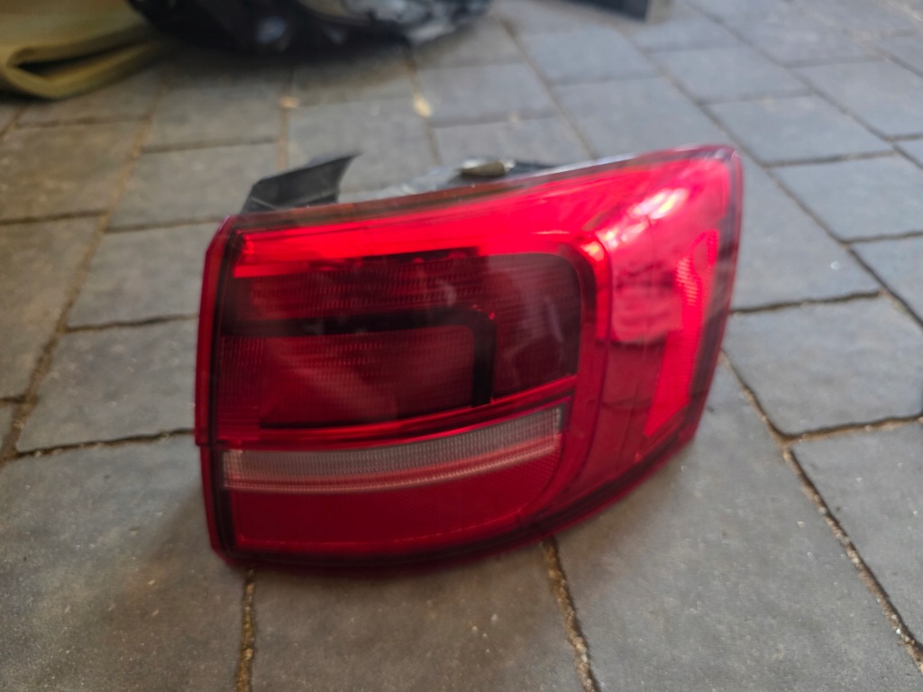 фото №1, Лампа задняя перед vw jetta 2015-2018 5c6945096d правая