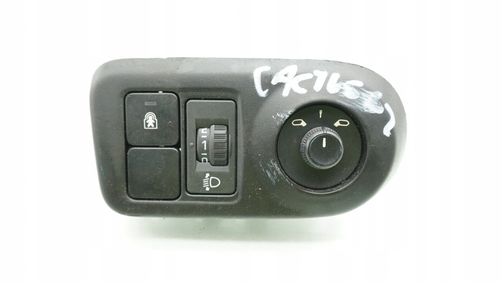 фото №1, Citroen c4 cactus переключатель зеркал 96673722zd