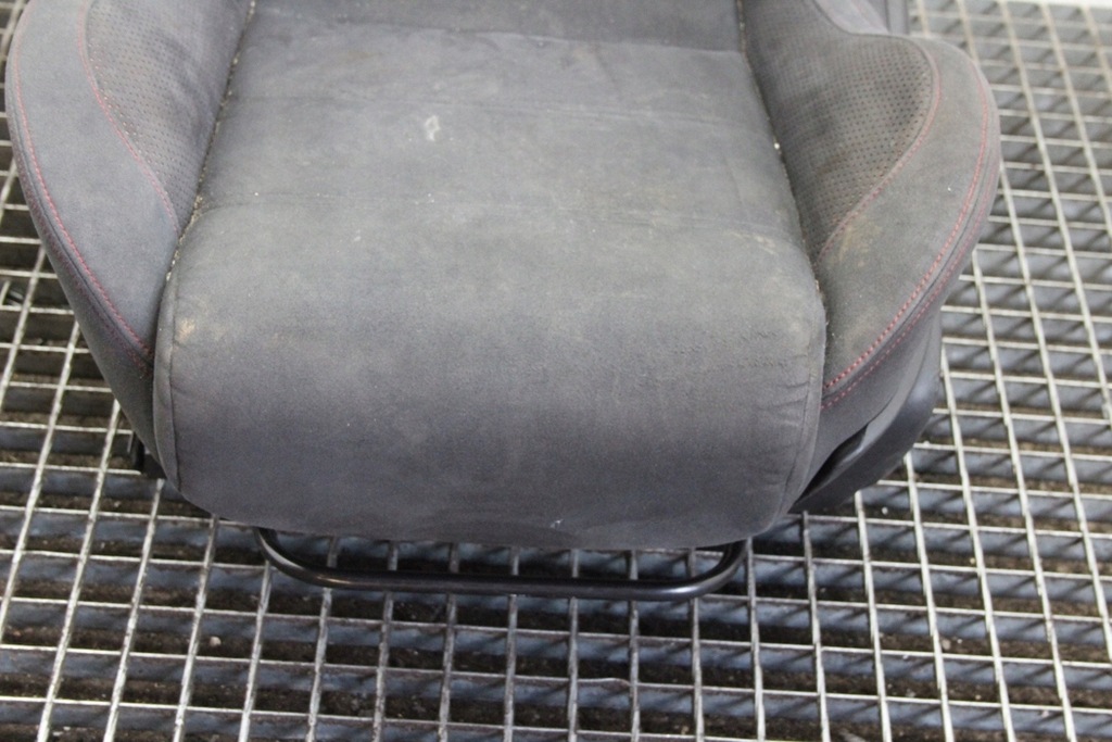 фото №10, Салон nissan juke f15 nismo 1.6l бензиновый 147kw 2013