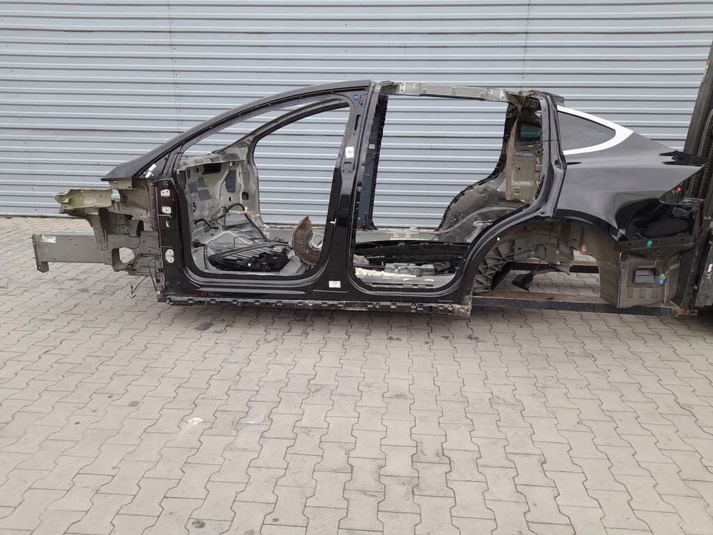 фото №1, Порог блок двигателя левый tesla x 18r