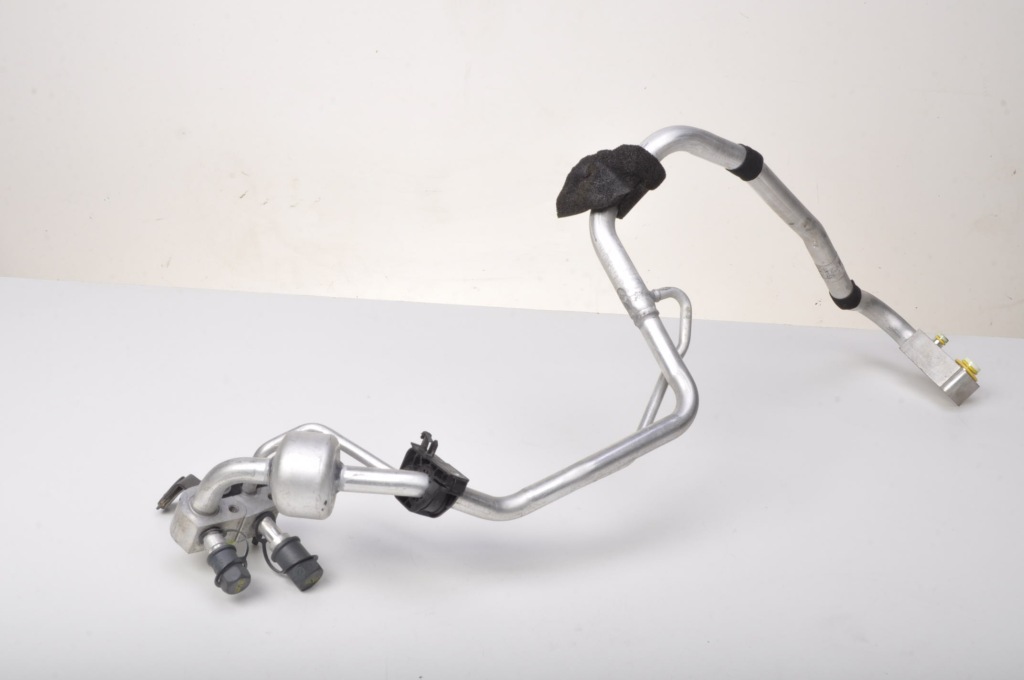 фото №1, Volvo v60 ii 2.0 d4 шланг кондиционера 31694236