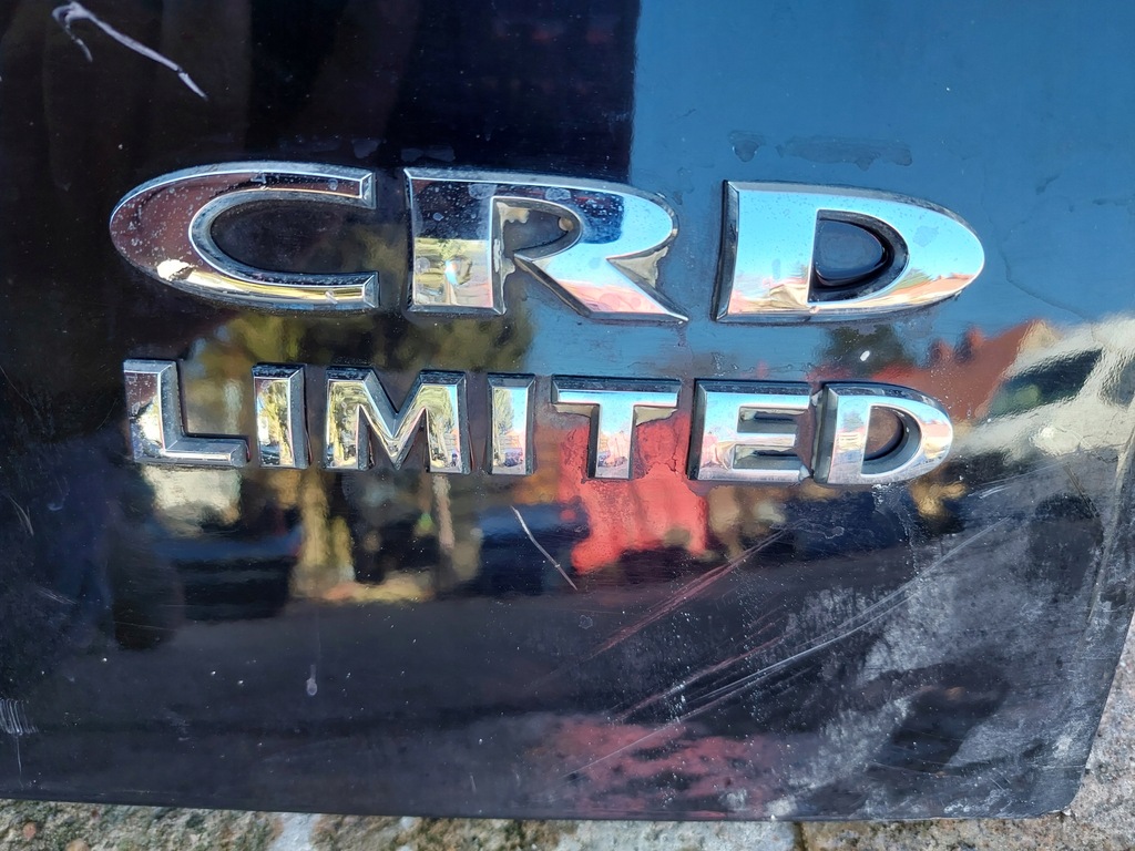 фото №1, Jeep cherokee liberty kj крышка багажника эмблема значок 05