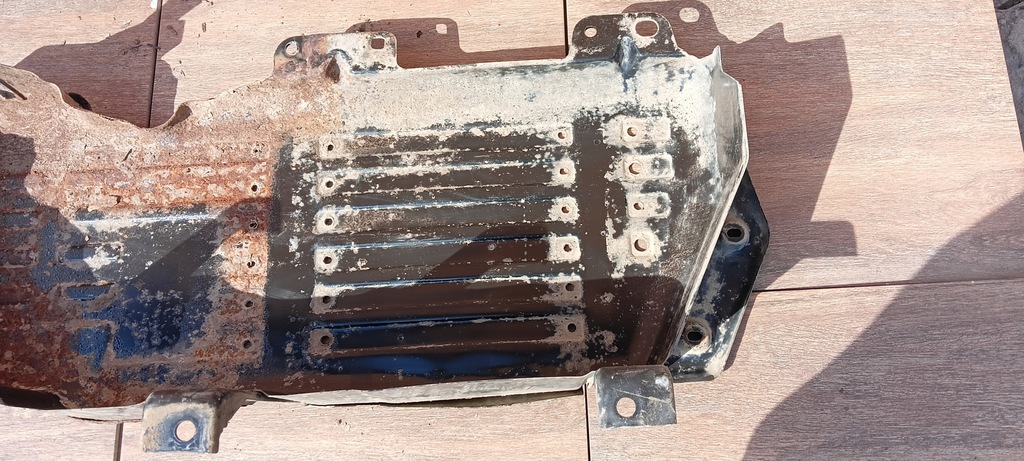 фото №10, Jeep grand cherokee wk xk commander 5-10r захист бака пального