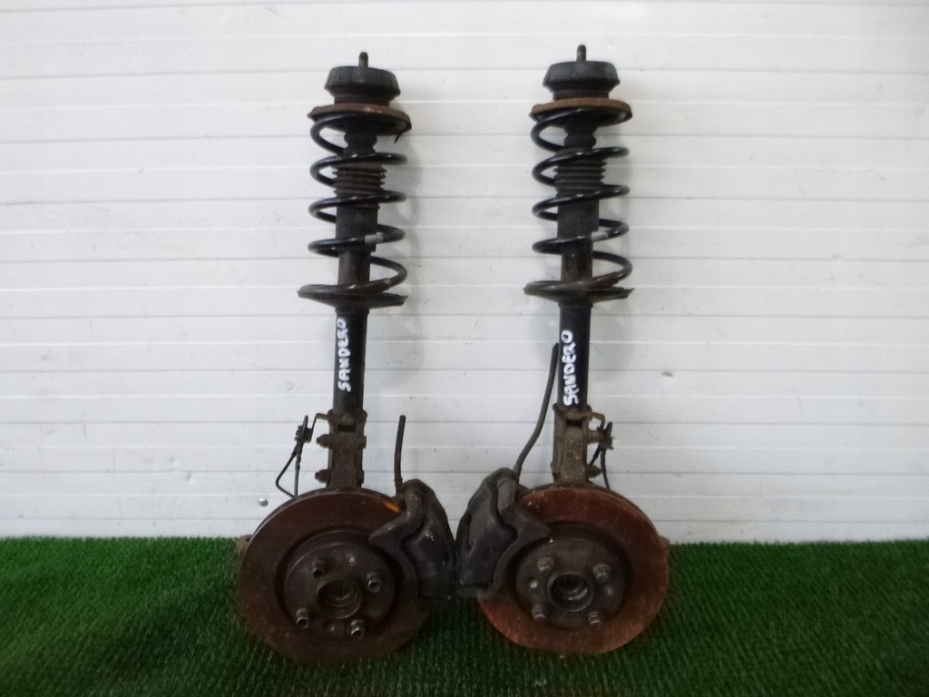 фото №1, Sandero i 1.5 dci mcperson поворотный кулак левая правая