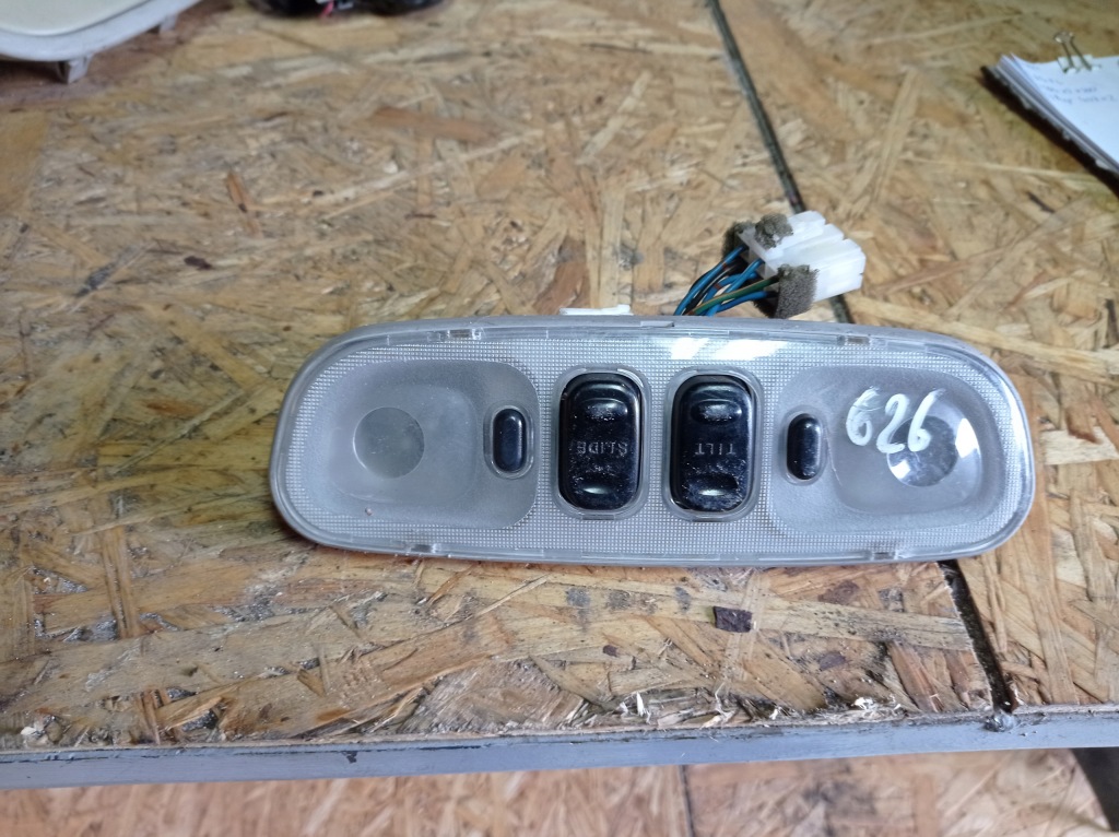 фото №1, Mazda 626 gf 97-02 - лампа освітлення кабіни