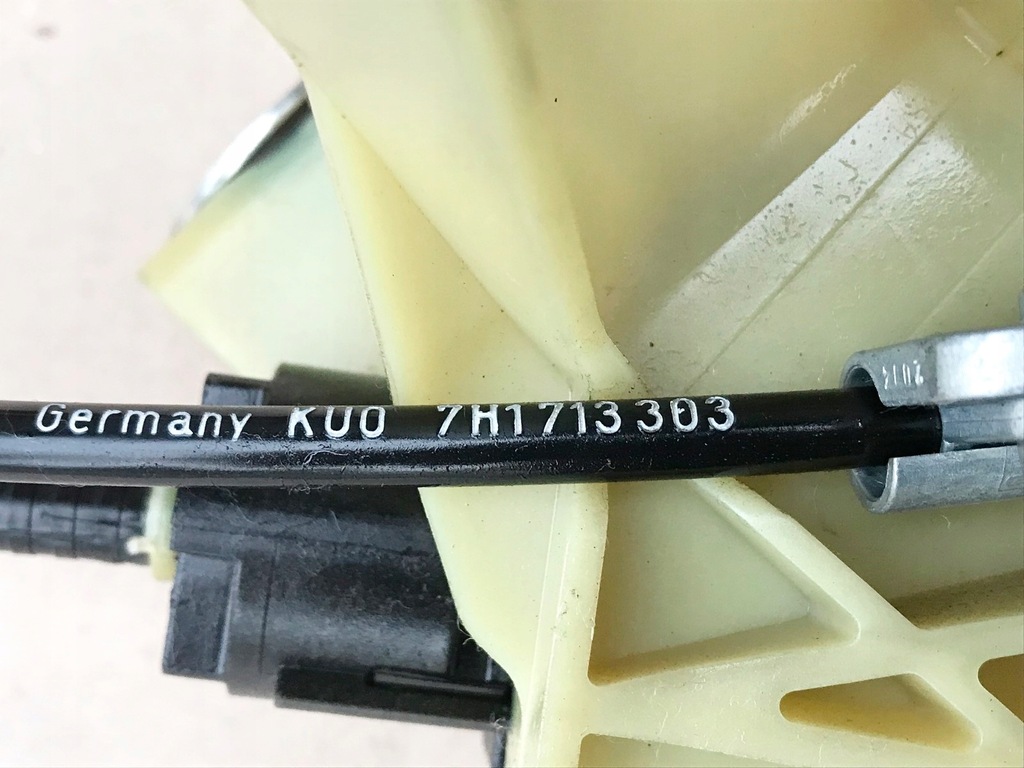 фото №16, Вибірник домкрат передач автоматична коробка передач трос vw t5 lift 7h0713025a 7h0713025b