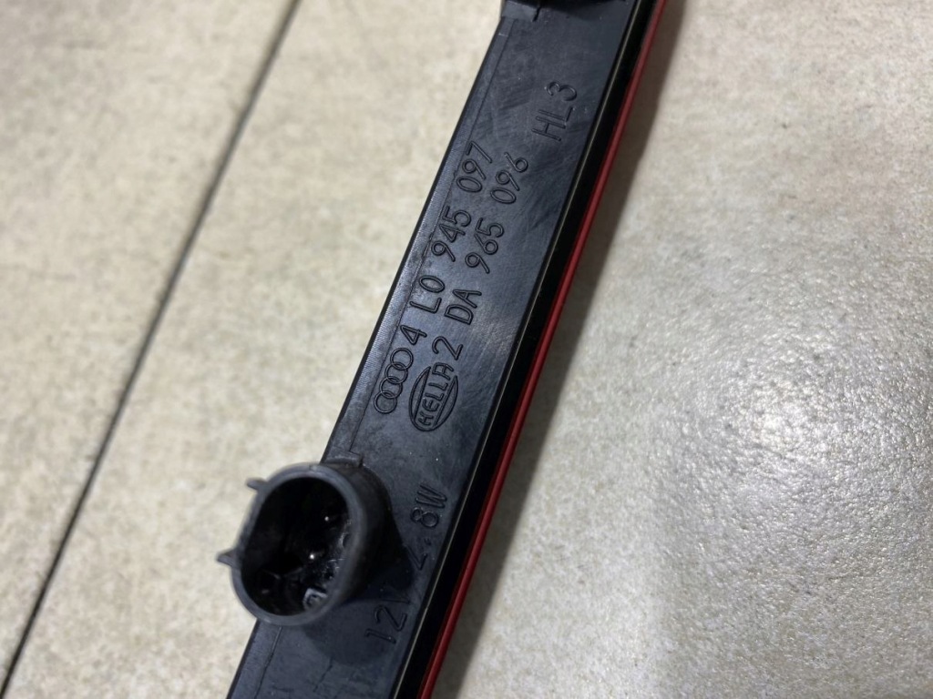 фото №4, Свет стоп audi q7 4l 4l0945097