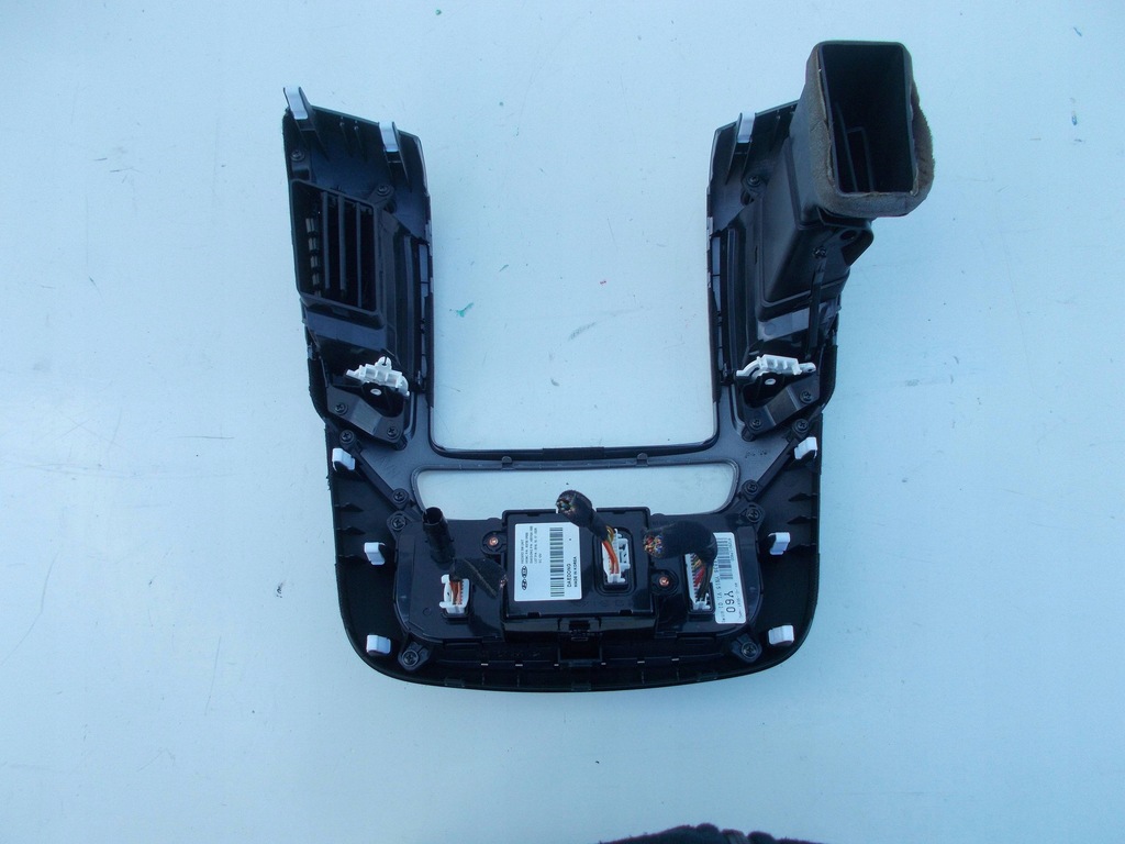 фото №8, Рамка панелі приладової панелі navi радіо kia venga 84740-1p600 937301p000