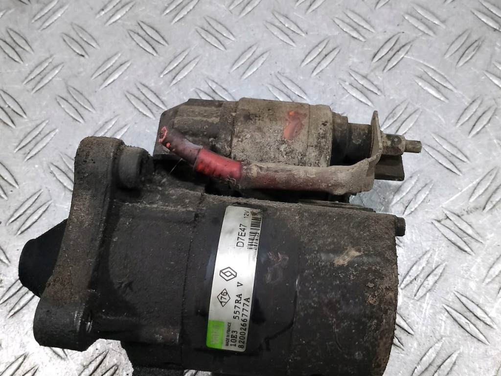 Купити Стартер renault megane 2 8200266777a d7e47 2.0 16v
