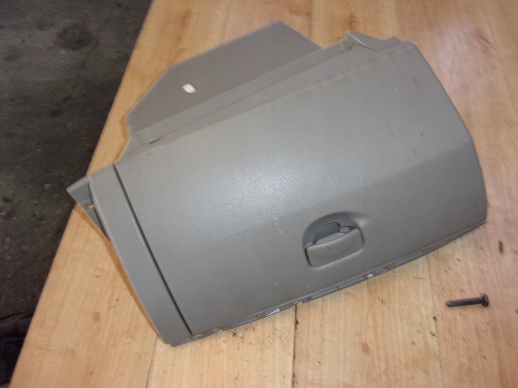 фото №1, Renault clio iii бардачок пасажира europa