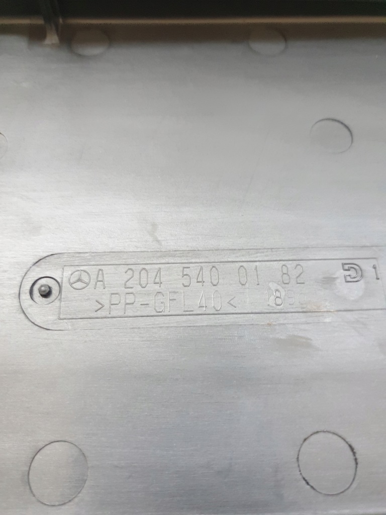 фото №4, Mercedes w204 корпус коробка предохранителей