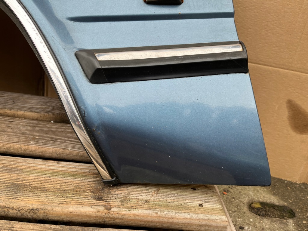 фото №8, Volvo 760 крила лівий перед передній молдинг хром kompletny