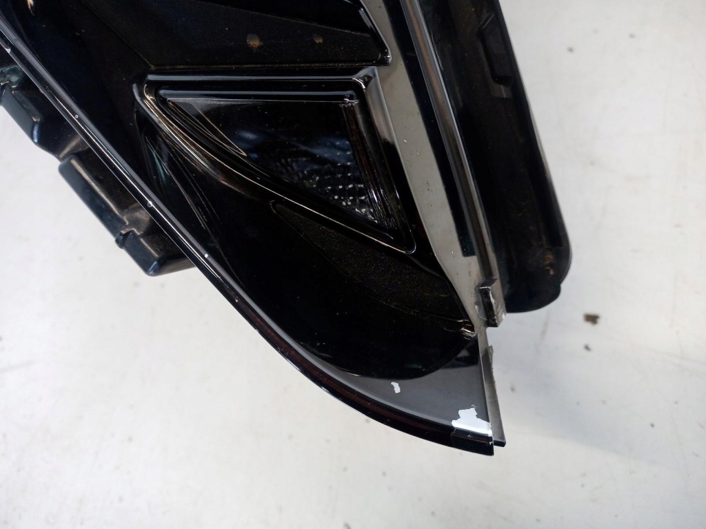 Фара правый  led drl hyundai tucson iv 92208n7100 Недорого