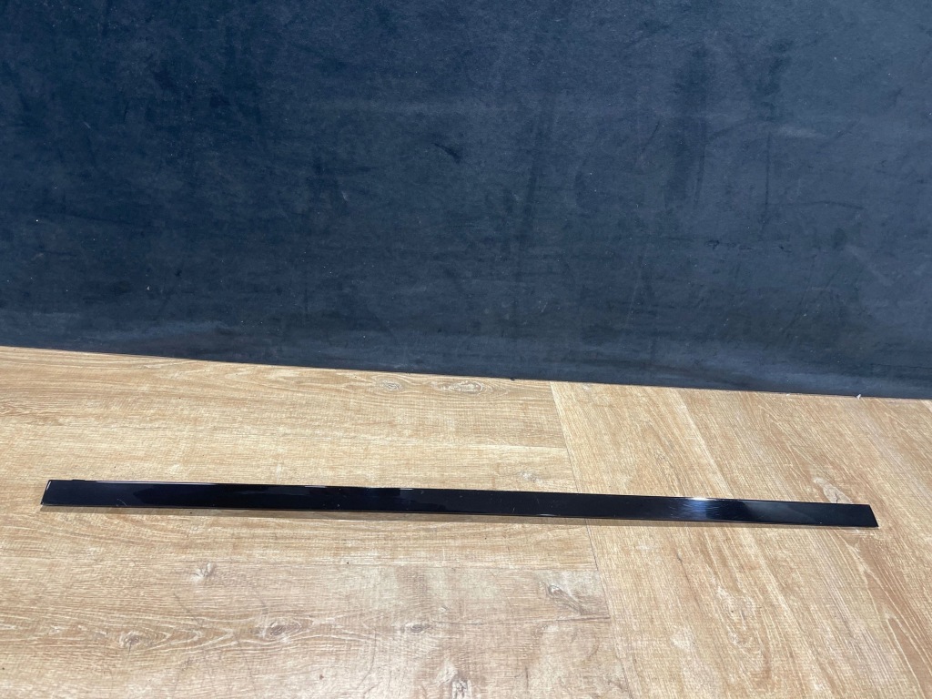 Купити 2013 land rover range rover l405 накладка скло задній ck52255a61ac
