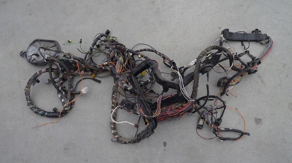 фото №1, 2008-2014 challenger жгут электропроводка салона