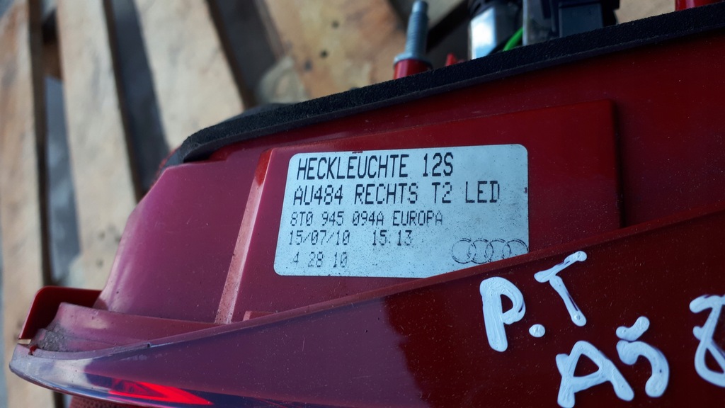 фото №7, A5 8t лампа led права задня w кришка 8t0945094a