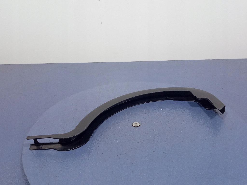 фото №5, Toyota camry viii xv70 защита петля крышки 64571-33070