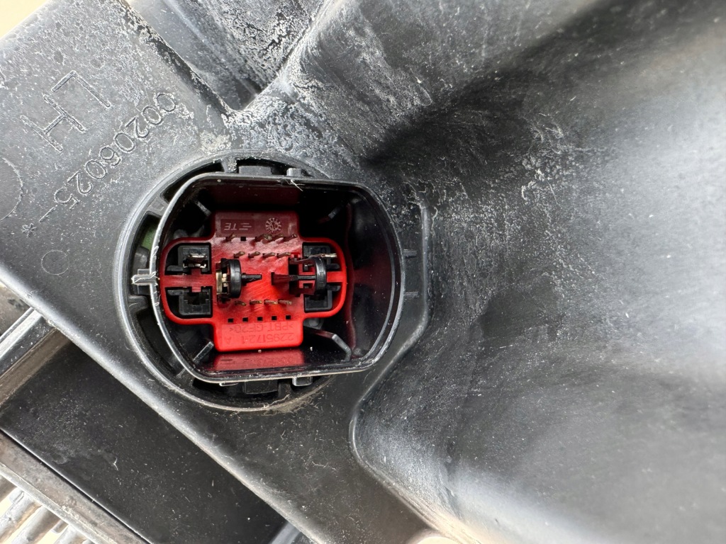 Jaguar e-pace x540 17r- фара левая передняя левый перед j9c3-13w030 full led Оригинал