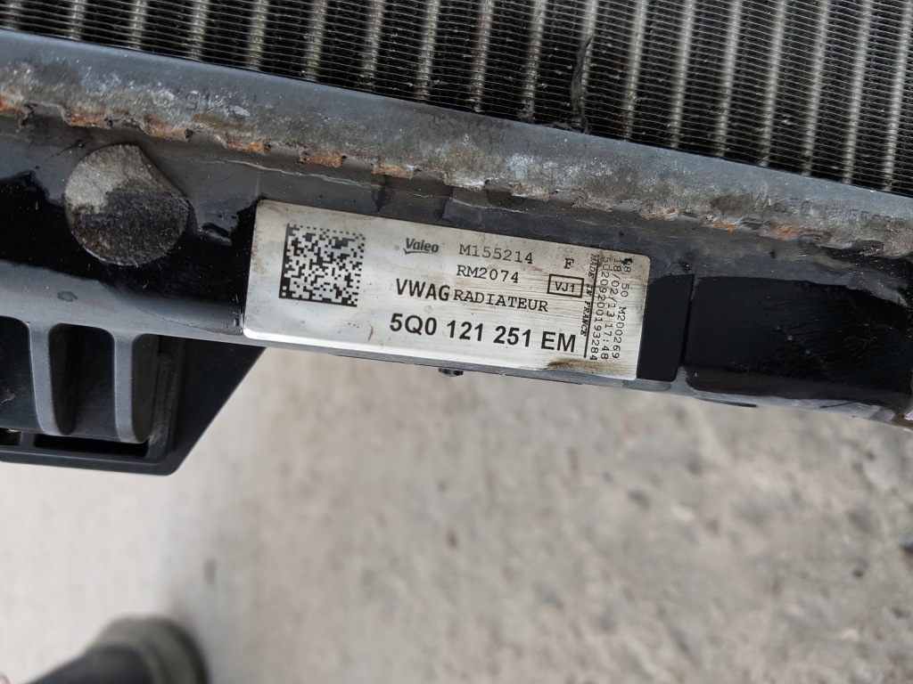 Audi a3 8v 13-16r 1.4 tfsi радиатор воды кондиционера Киев