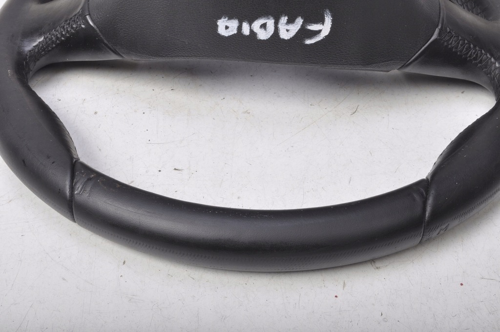 фото №13, Skoda fabia iii воздуховод кожаный