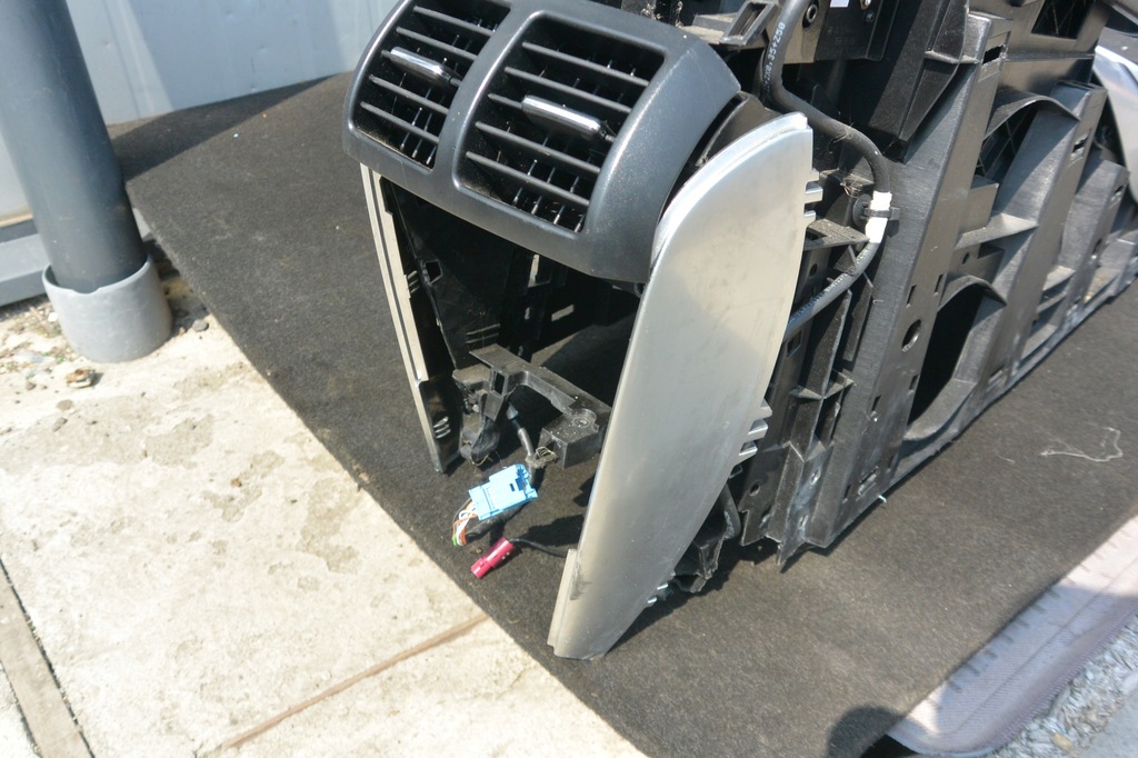 фото №7, Туннель средний перед кожа mercedes r w251