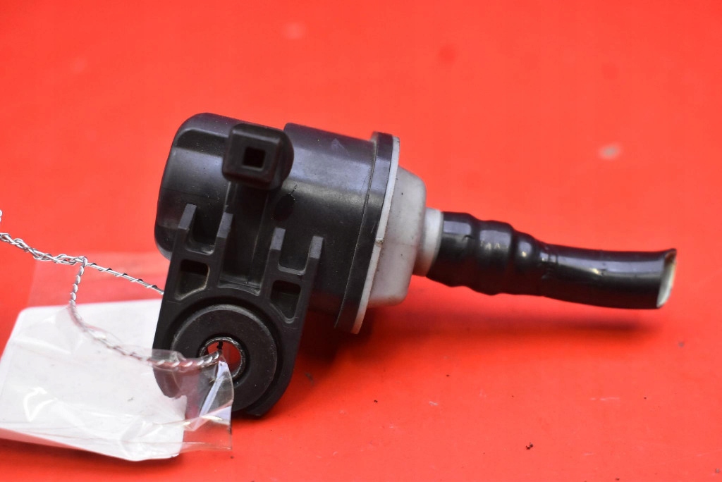 фото №5, Клапан вакууму насоса вакуум 31321694 volvo v40 2 ii 2.0 t2 122 km 12-16