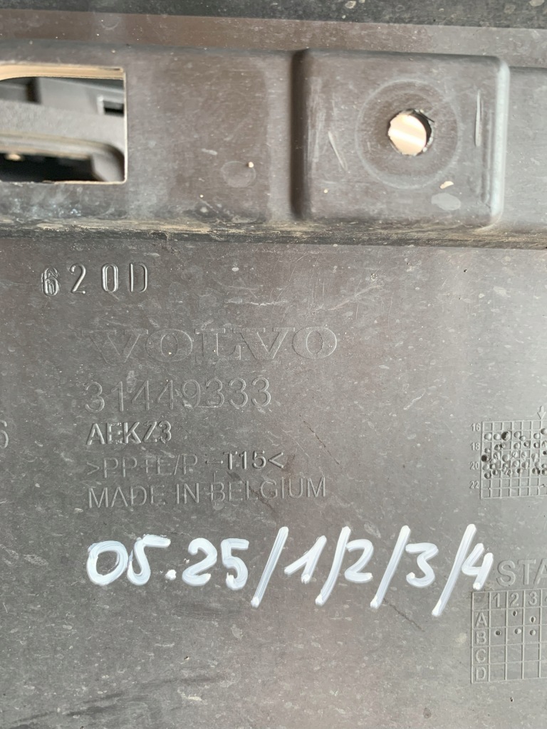 Спойлер бампер задний volvo xc40 17r pdc 31449333 05.25 Недорого