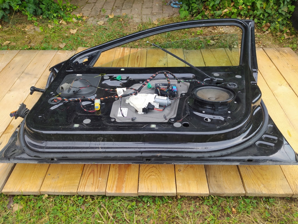 фото №14, Дверь перед правый - skoda superb ii