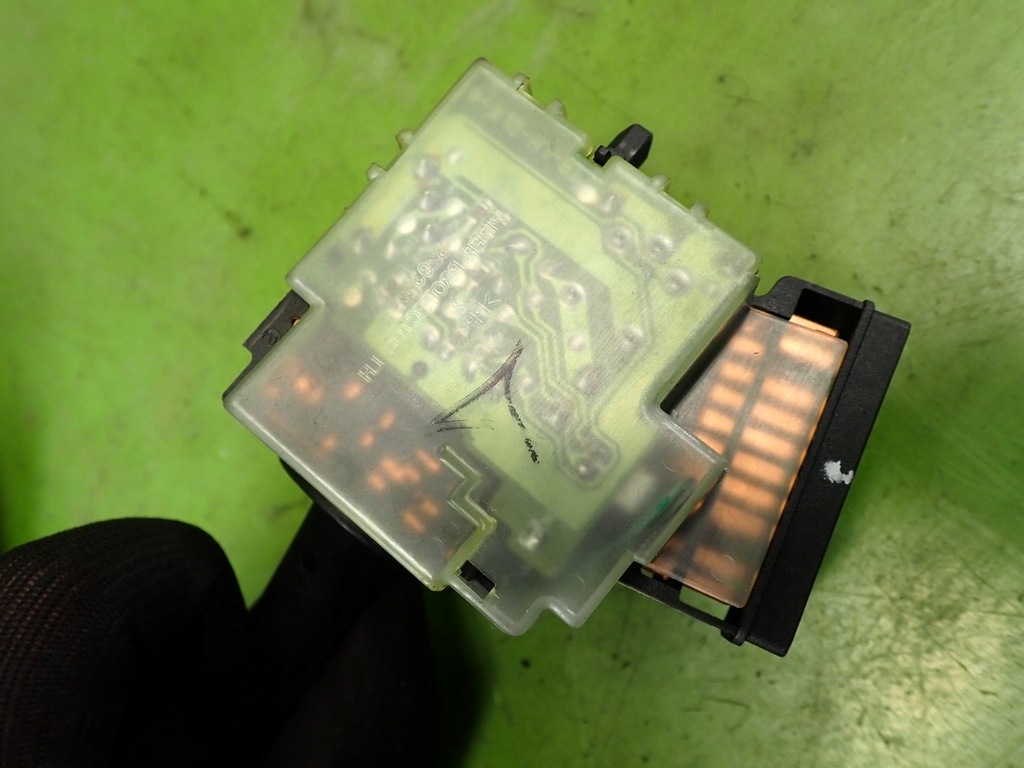 фото №12, Переключатель комбинированный hyundai getz 05r 32932a 32933a переключатели