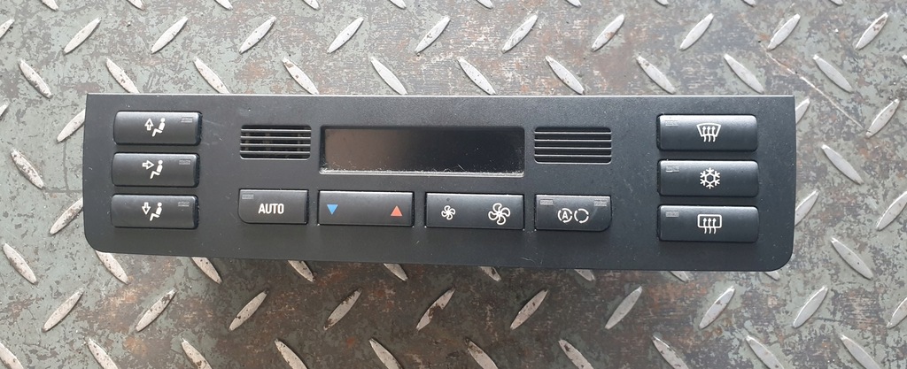 фото №1, Панель кондиціонера bmw e46 5hb007738-05