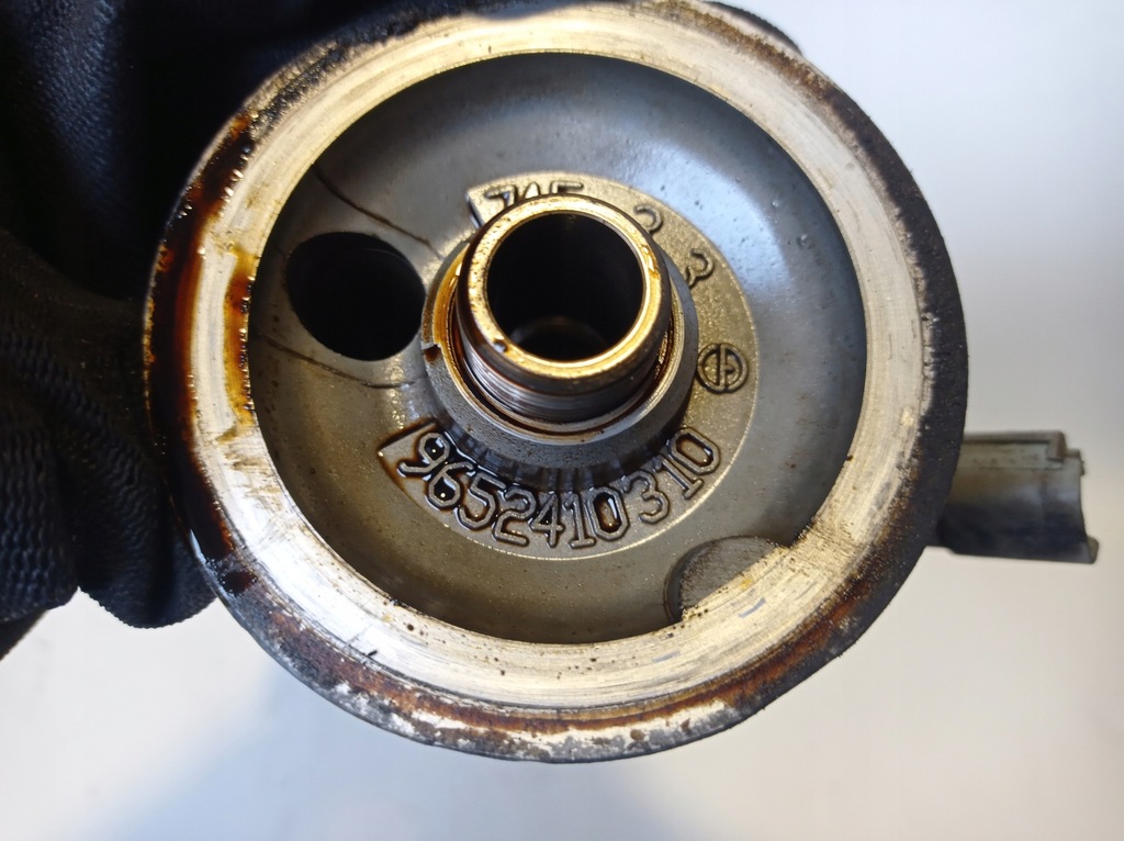 фото №6, Основание фильтра масла peugeot 307 2.0 9652410310