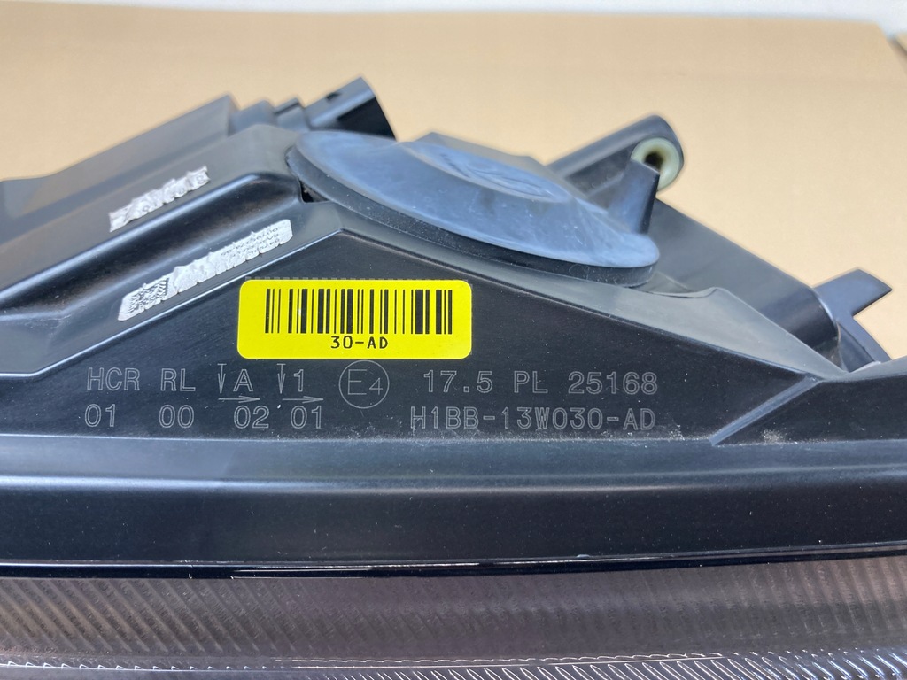 фото №13, Лампа левая передняя ford fiesta mk8