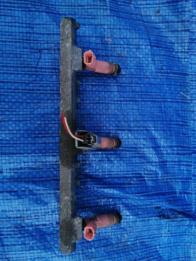 Молдинг упорскування lexus rx350 3.0 Недорого