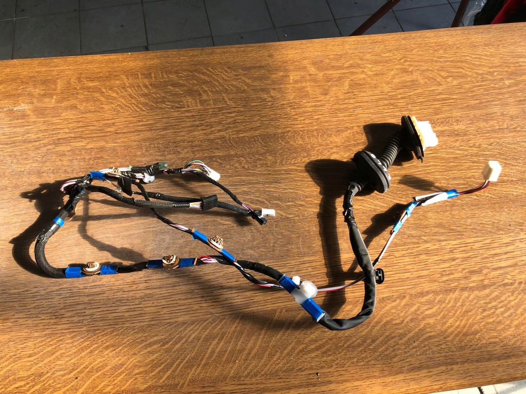 фото №1, Toyota corolla e21 18- жгут дверь левая задняя