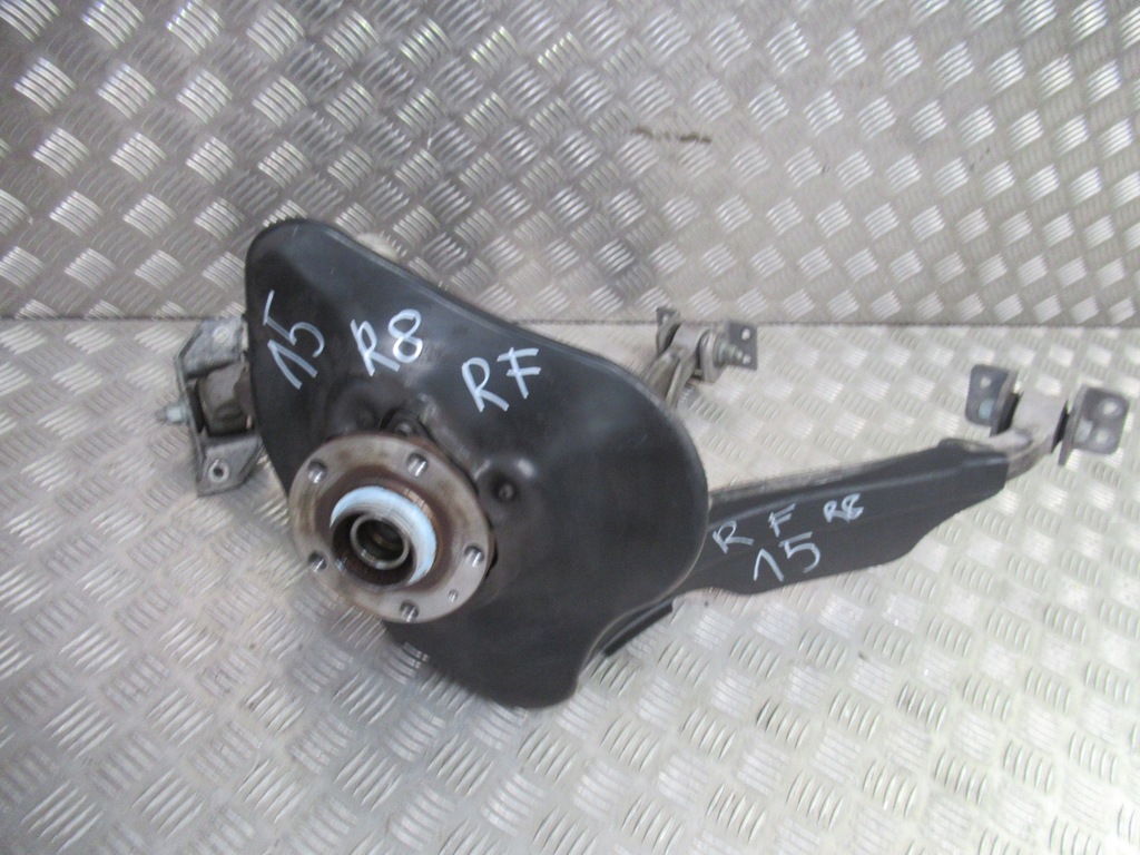 фото №1, Audi r8 420 полный подвеска поворотный кулак правая