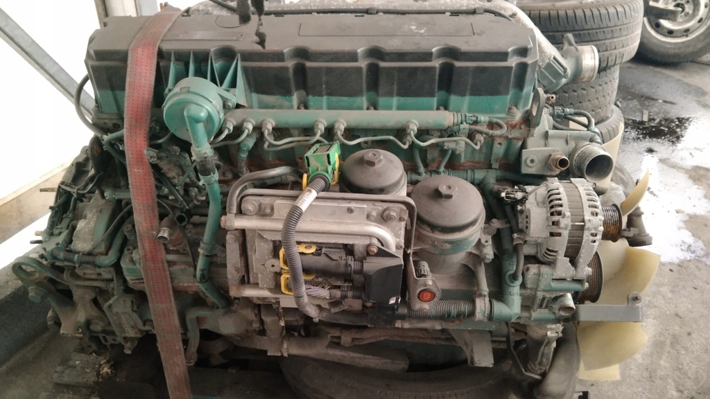 фото №1, Крышка клапанов volvo fl6 renault midlum