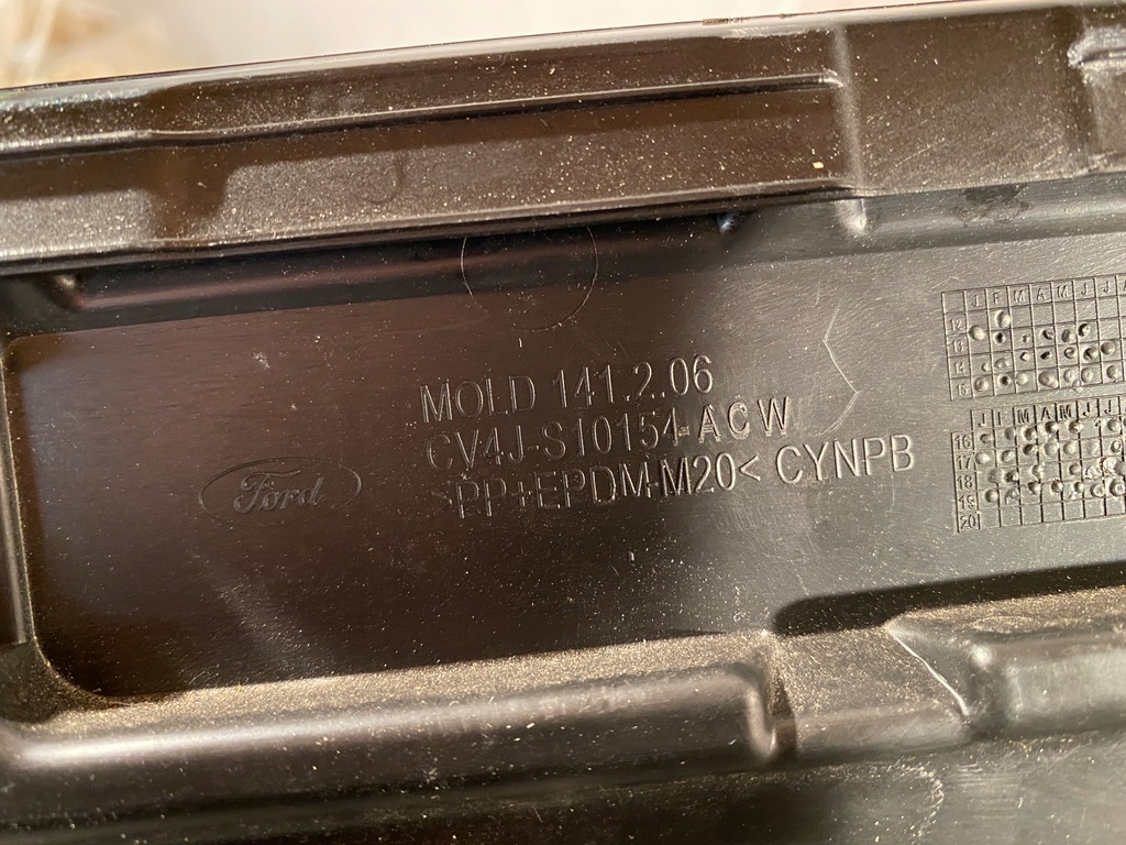 фото №12, Ford kuga mk2 st-line молдинг порог правая