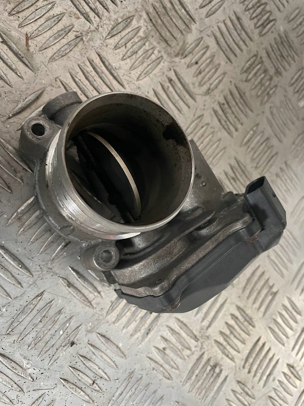 фото №3, Дросельна заслінка audi vw 059145950al