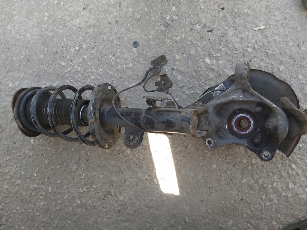 фото №14, Toyota prius iii mcperson правый перед поворотный кулак