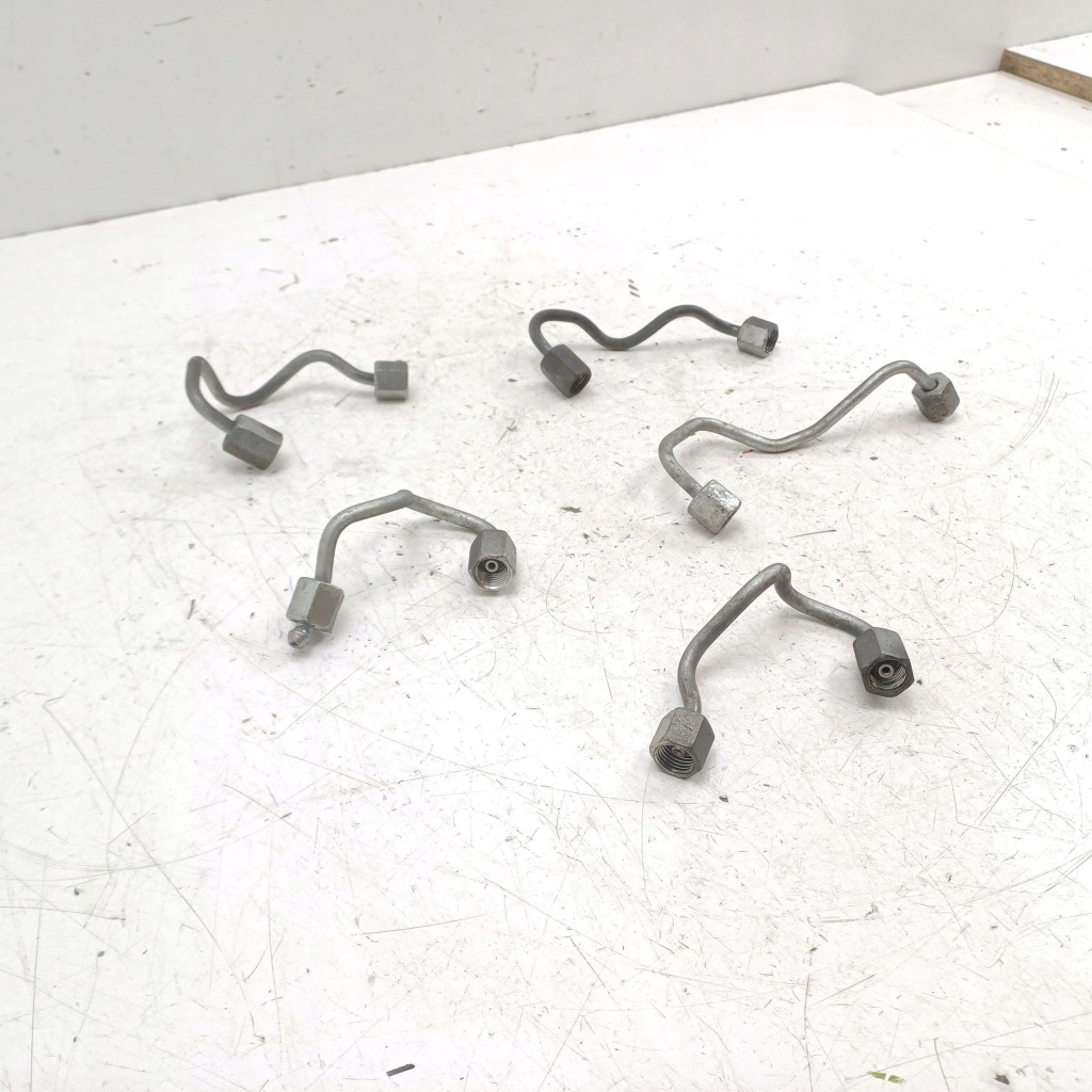 2011 toyota auris 150 шланг упорскування Недорого