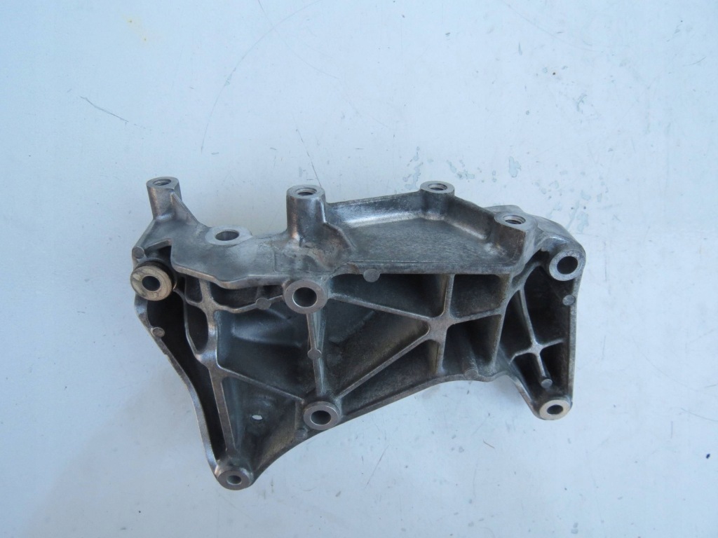 фото №6, Кронштейн генератора volvo xc60 ii 2.0 t6 2017 31430704