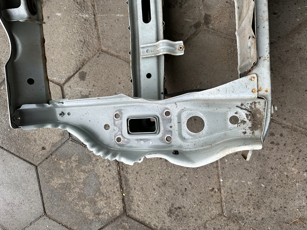 фото №8, Space star ii pas балка