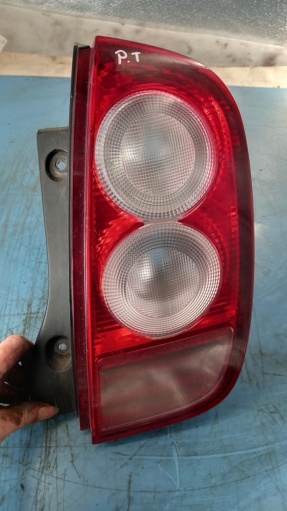 фото №1, Лампа права задня nissan micra 1.4cdi 03r